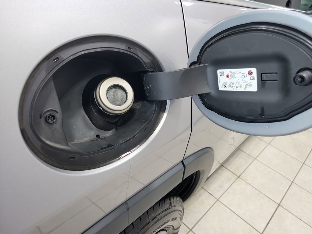 Used 2021 Jeep Cherokee Latitude Lux image 20