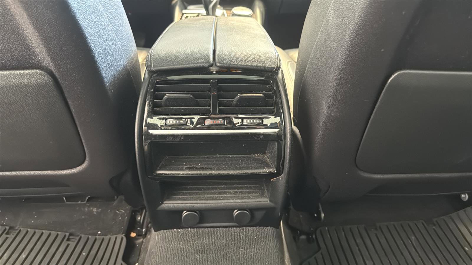 Used 2018 BMW 540i xDrive image 25