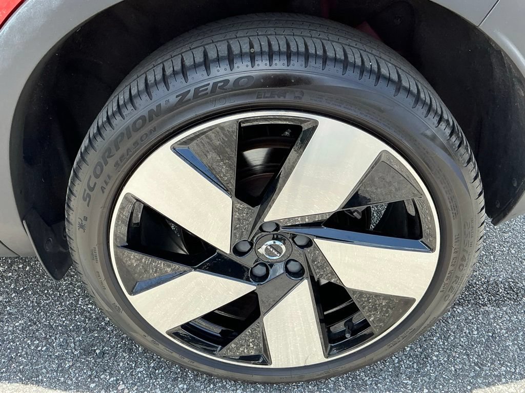 Used 2023 Volvo C40 P8 Recharge Ultimate w/ Protection Package Premier AWD/4WD image 30