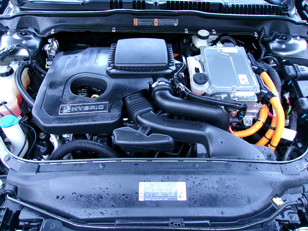 Used 2020 Ford Fusion SE image 9