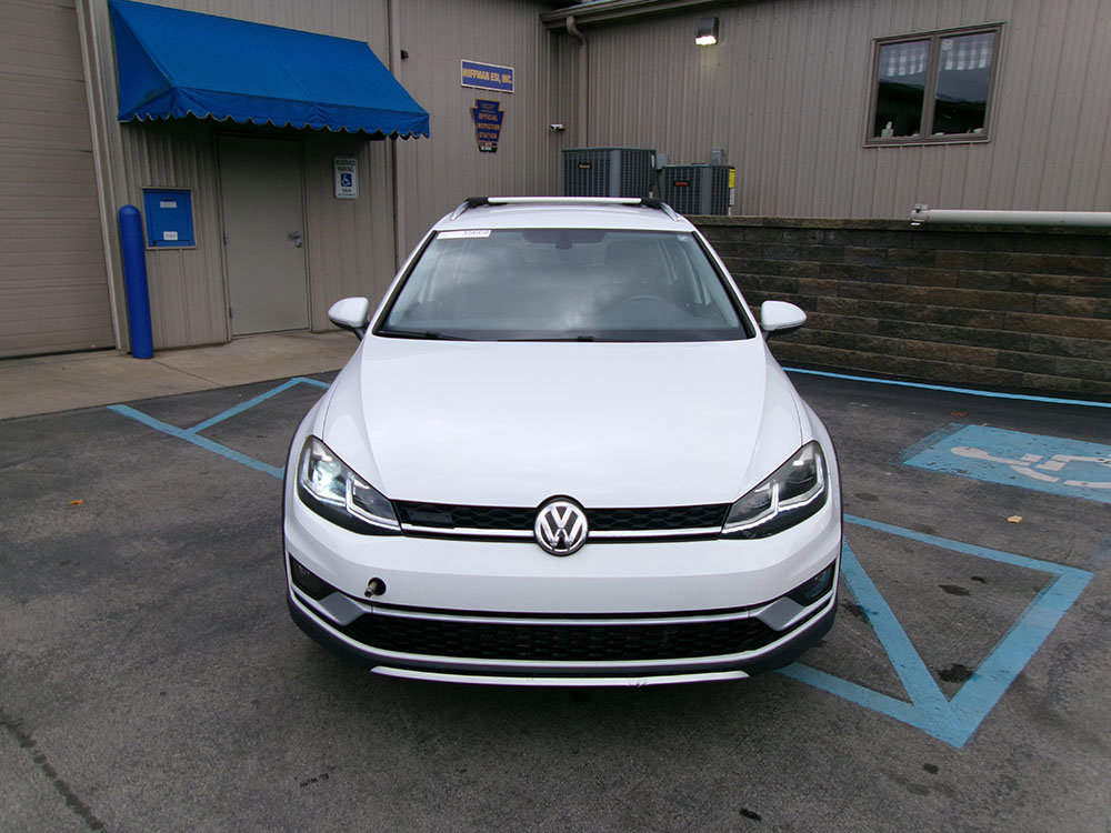 Used 2019 Volkswagen Golf Alltrack S image 4