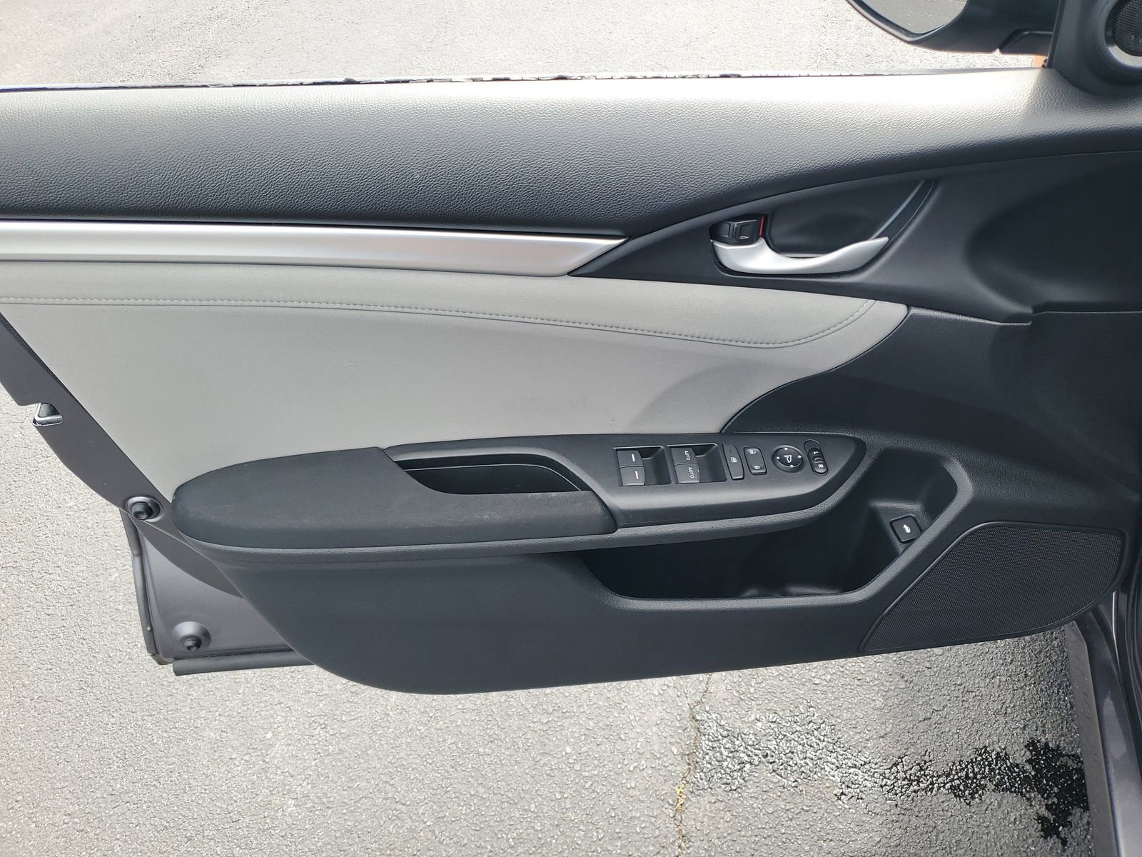 Used 2021 Honda Civic EX image 12