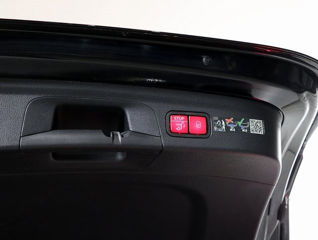 Certified 2025 Mercedes-Benz GLE 53 AMG 4MATIC image 35