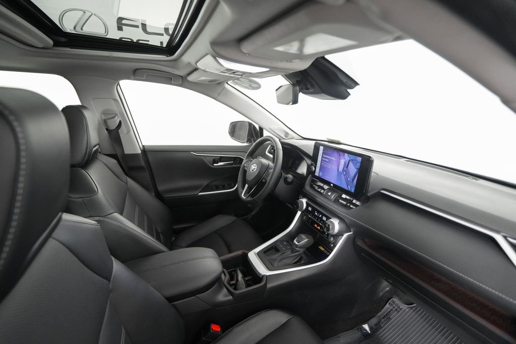 Used 2024 Toyota RAV4 Limited w/ Advanced Technology Package image 20