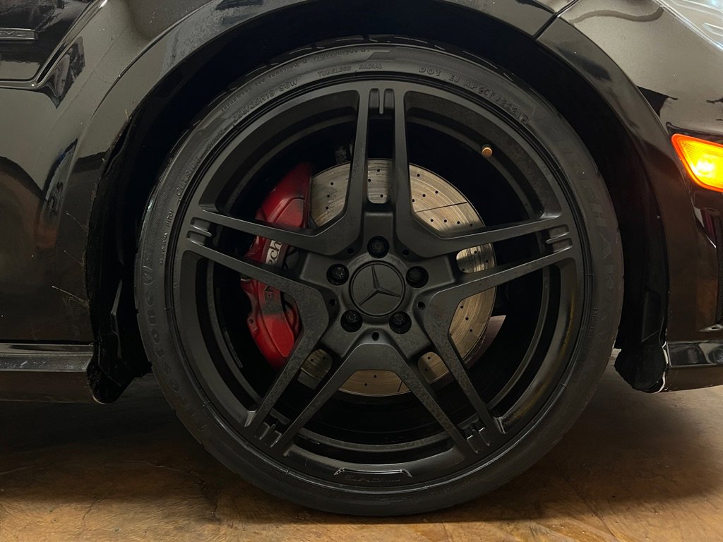 Used 2011 Mercedes-Benz E 63 AMG Sedan image 12