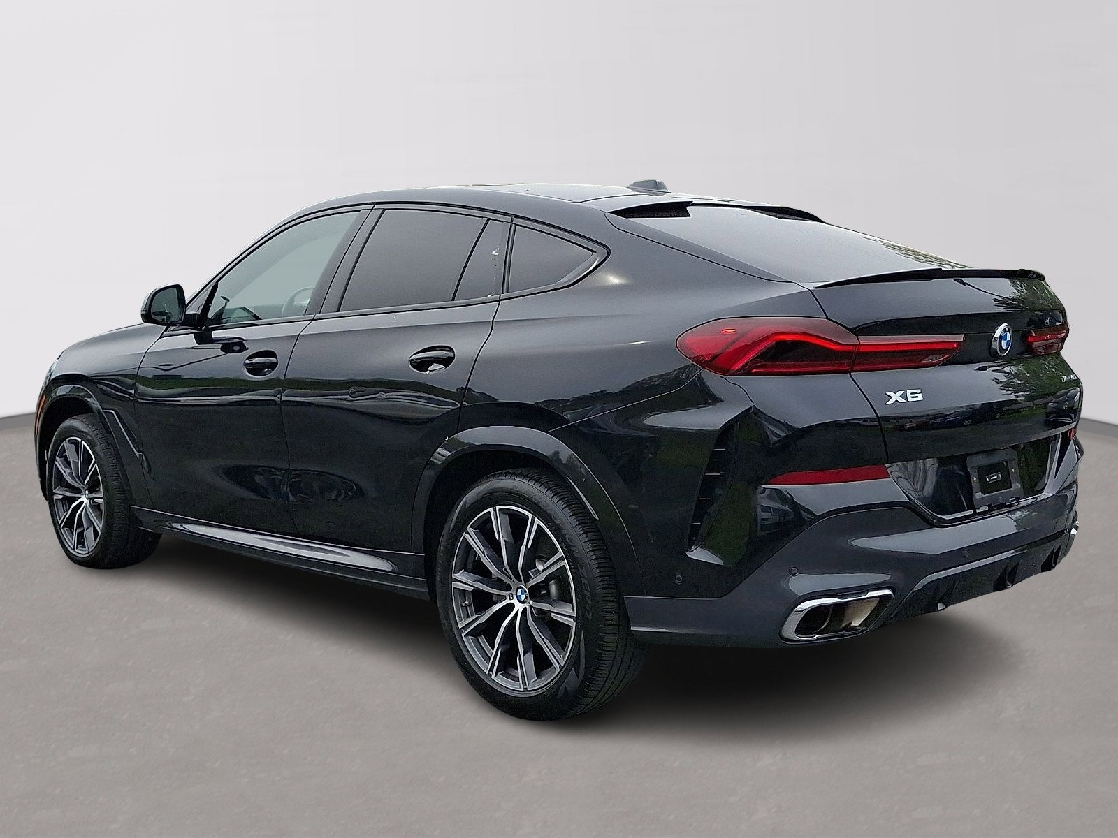 Used 2025 BMW X6 xDrive40i AWD/4WD image 4