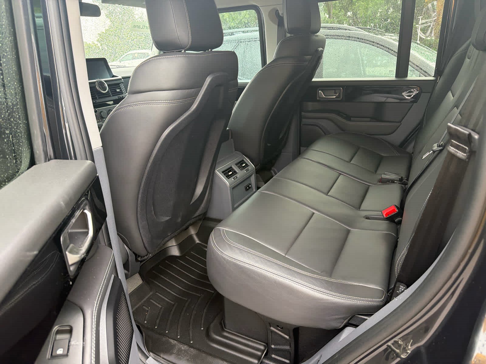 Used 2024 INEOS Grenadier Station Wagon AWD/4WD image 6