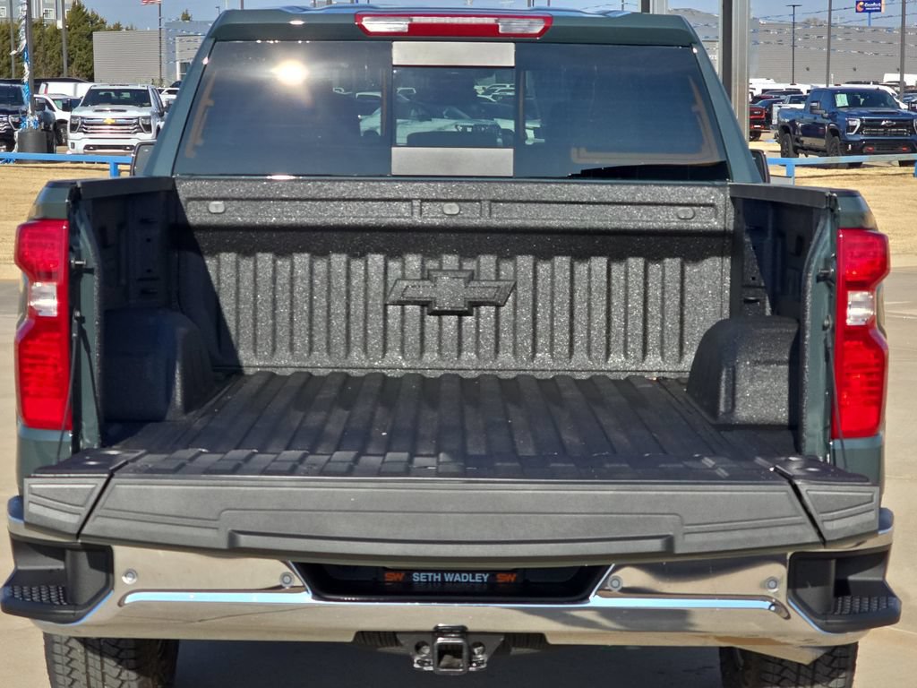 New 2026 Chevrolet Silverado 1500 LT w/ Safety Package AWD/4WD image 12
