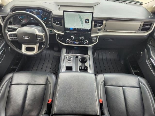 Certified 2024 Ford Expedition XLT image 26