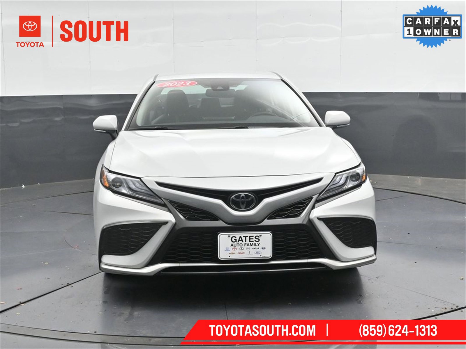 Used 2023 Toyota Camry XSE image 5