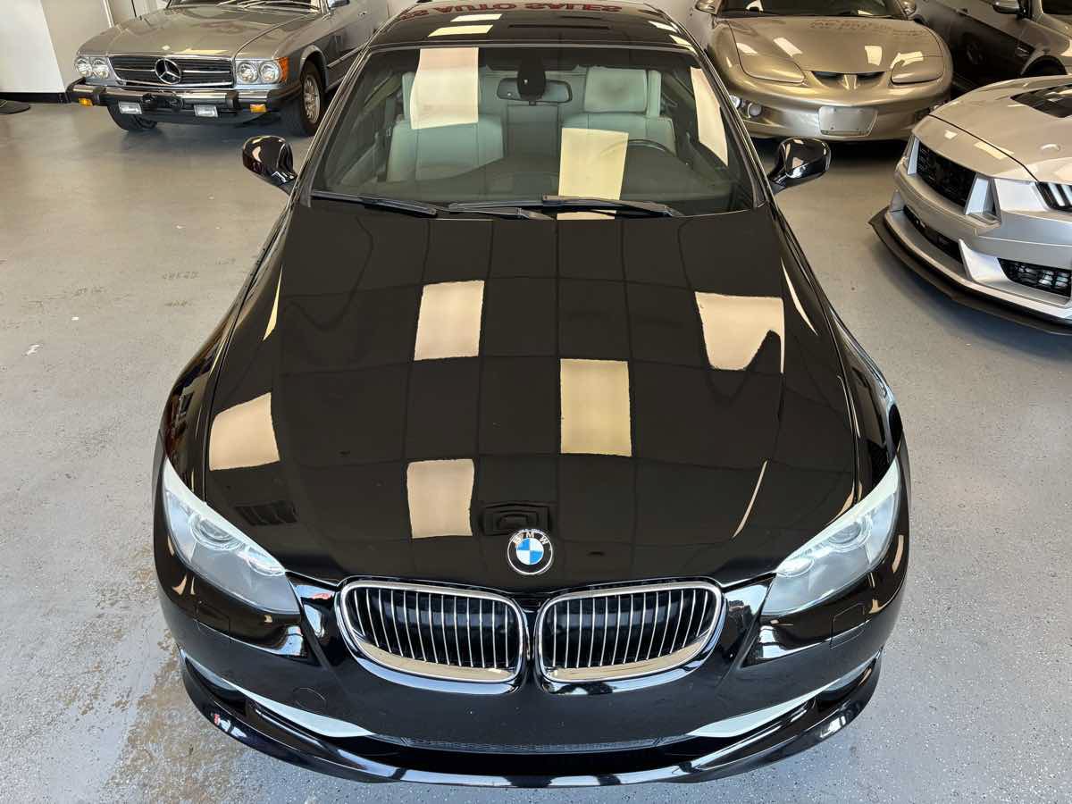 Used 2011 BMW 328i Convertible RWD image 2