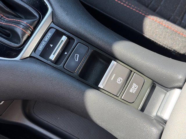 Certified 2024 Honda HR-V Sport image 24