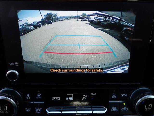 Used 2023 Toyota Highlander XLE FWD image 19