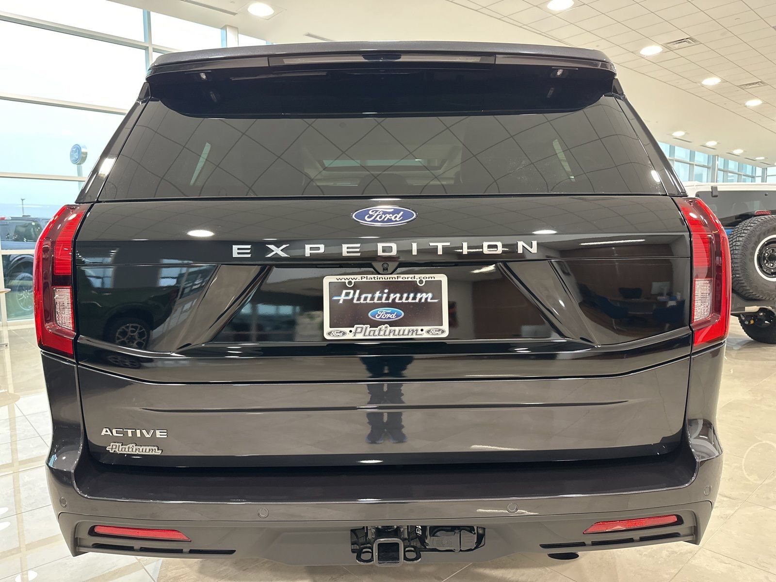 New 2025 Ford Expedition Active RWD image 29