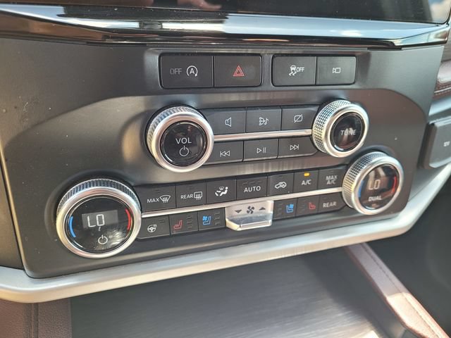 Used 2024 Ford Expedition Limited AWD/4WD image 21