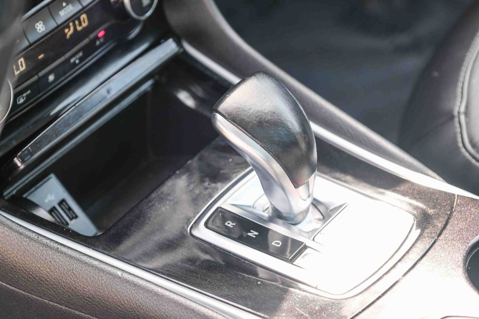 Used 2019 INFINITI QX30 w/ Cargo Package FWD image 20