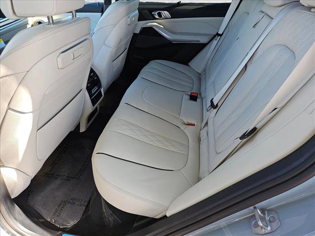 New 2026 BMW X5 M60i image 17