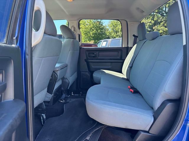 Used 2018 RAM 1500 Express AWD/4WD image 21