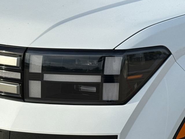 Used 2026 Hyundai Santa Fe SE FWD image 4