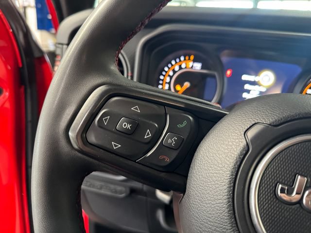 Used 2024 Jeep Gladiator Rubicon w/ Convenience Group AWD/4WD image 22