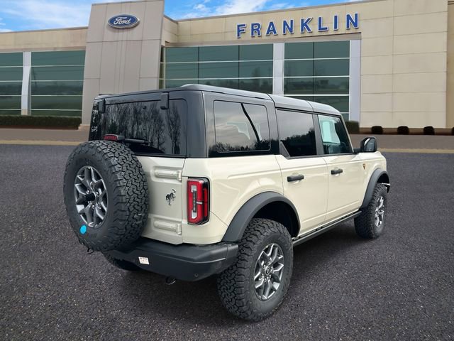 New 2025 Ford Bronco Badlands image 7