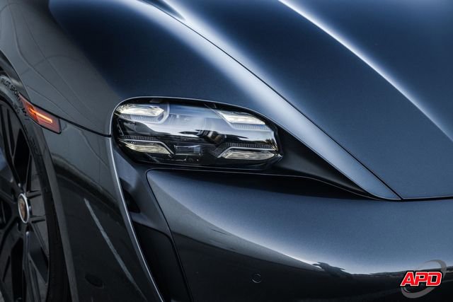 Used 2021 Porsche Taycan 4S w/ Premium Package image 46