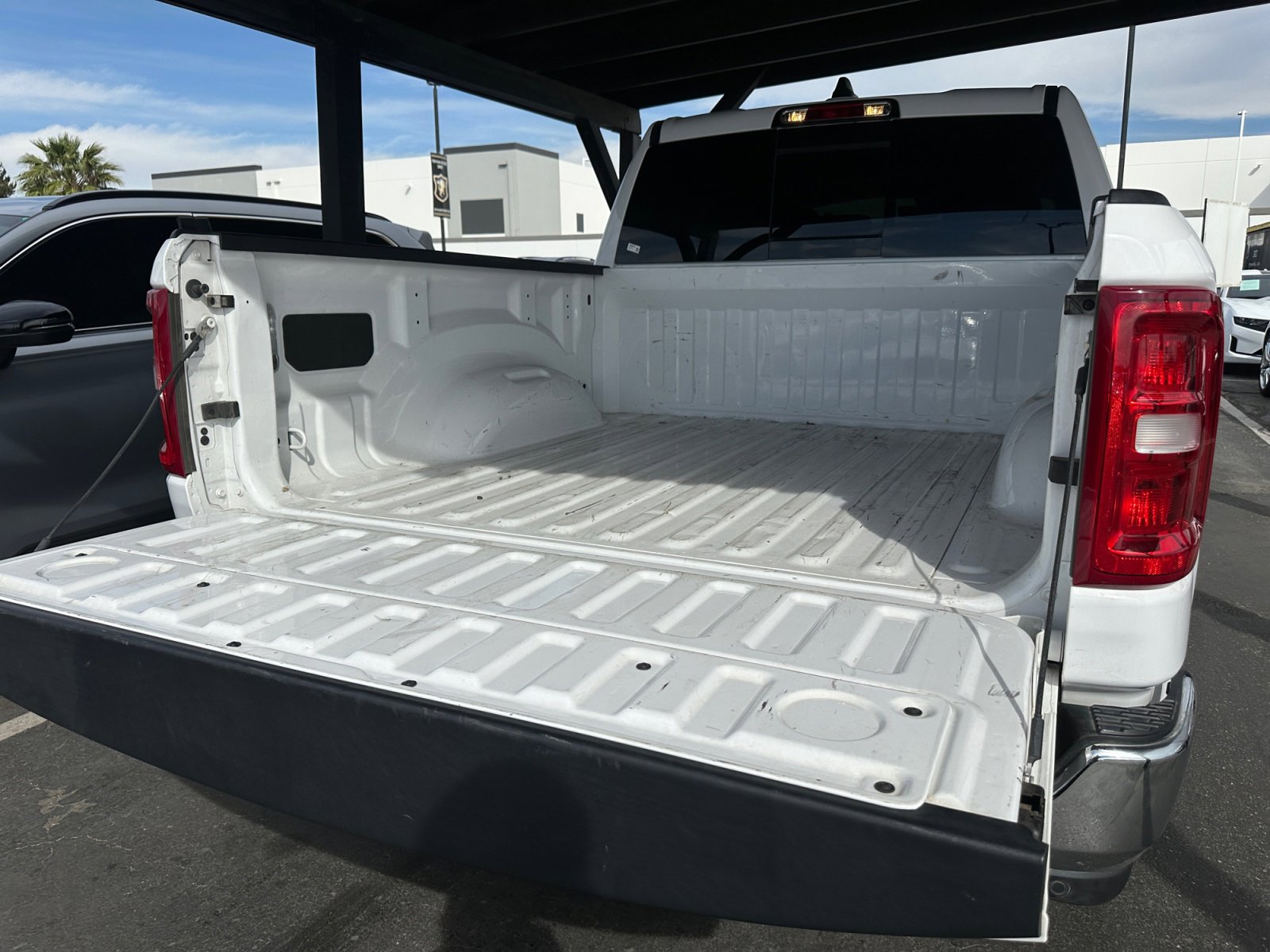 Used 2025 RAM 1500 Laramie image 28