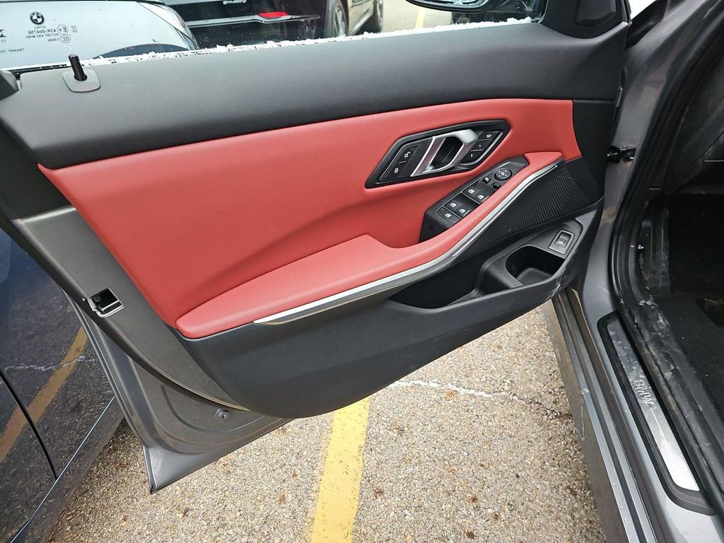 Used 2024 BMW 330i xDrive Sedan w/ Premium Package image 16