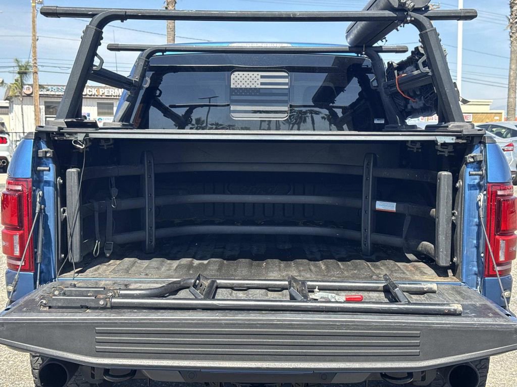 Certified 2020 Ford F150 Raptor w/ Equipment Group 802A Luxury image 27