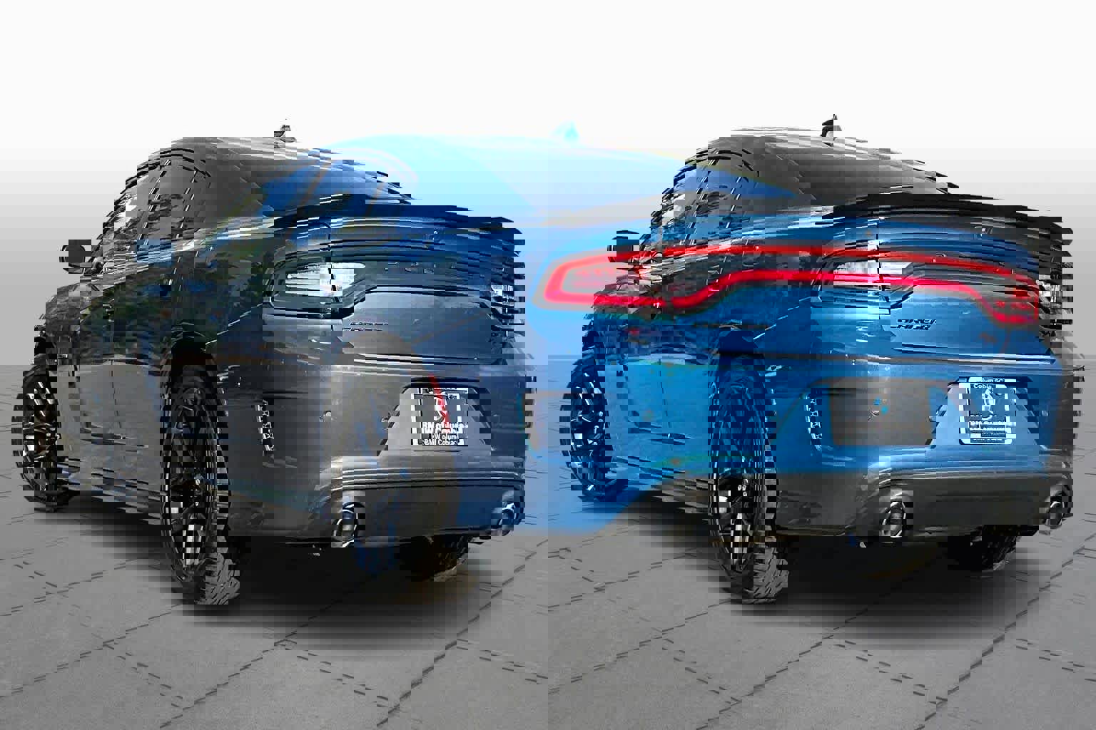 Used 2022 Dodge Charger R/T w/ Blacktop Package image 11