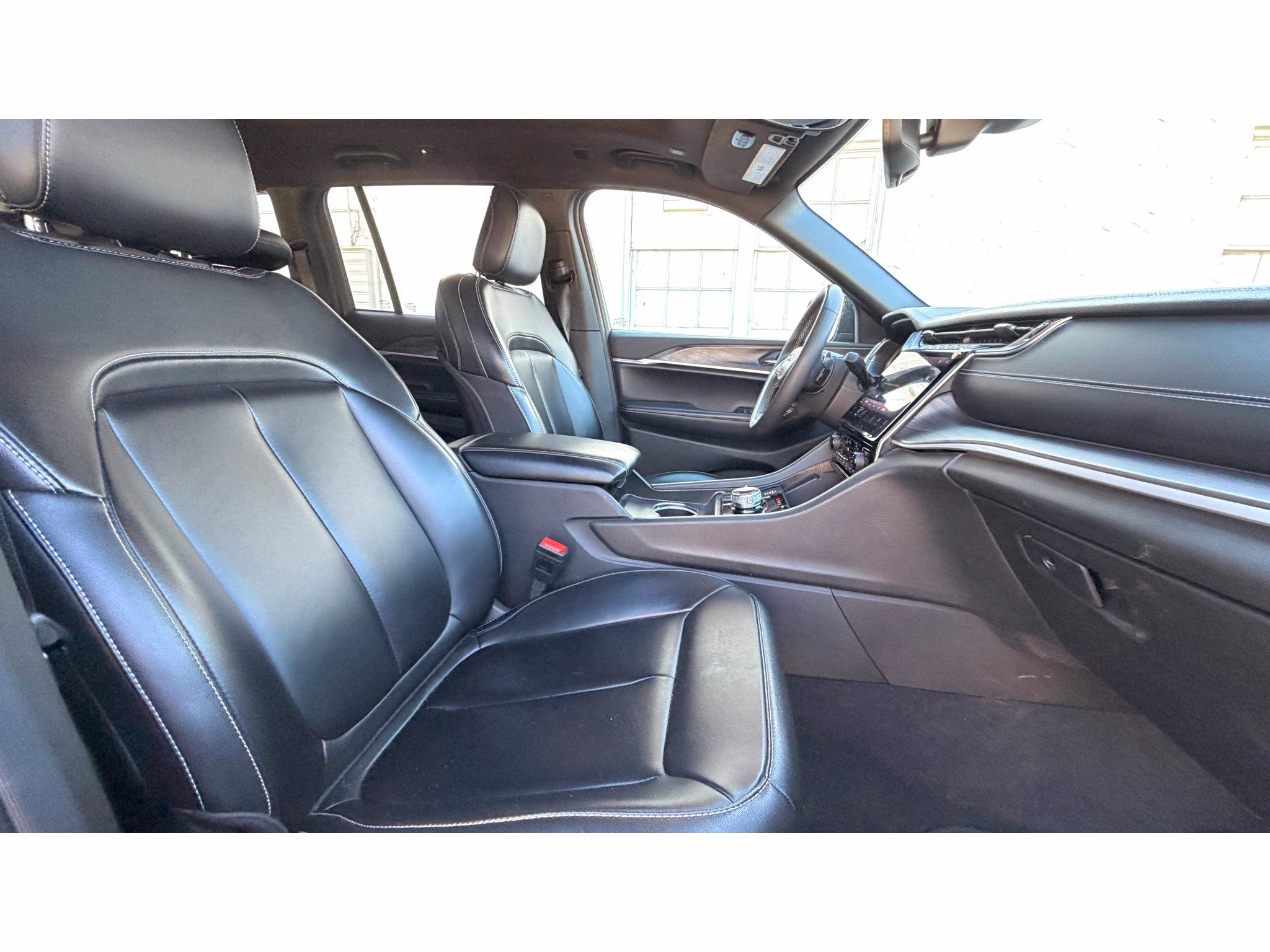 Used 2024 Jeep Grand Cherokee Limited 4xe AWD/4WD image 12