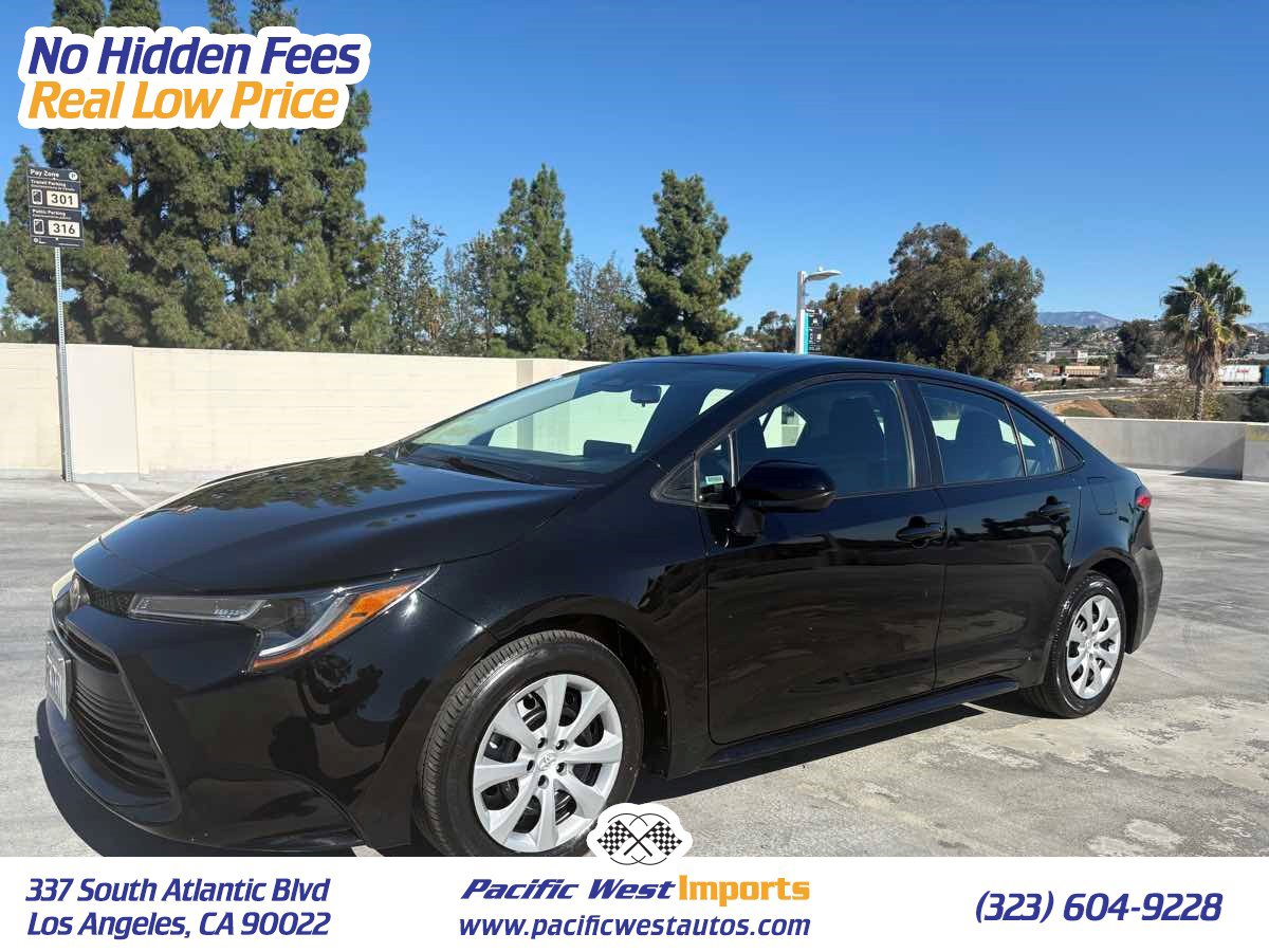 Used 2024 Toyota Corolla LE image 1