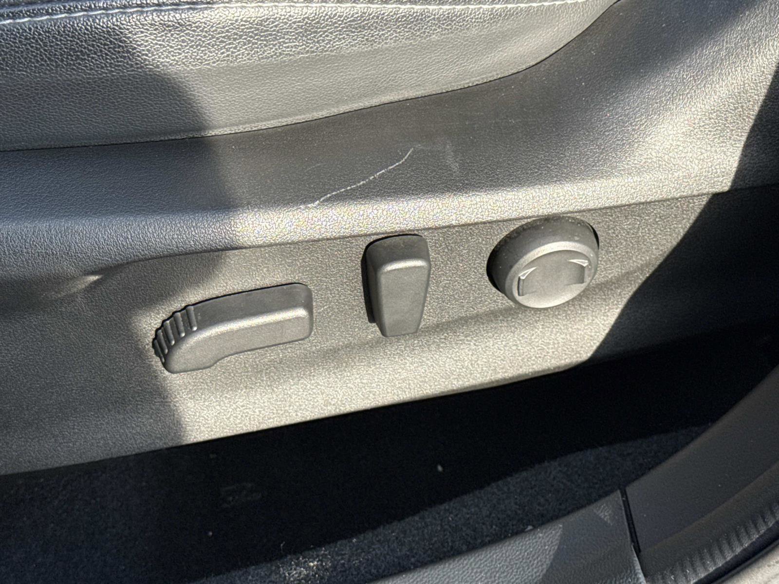 Used 2023 Subaru Forester Limited image 16