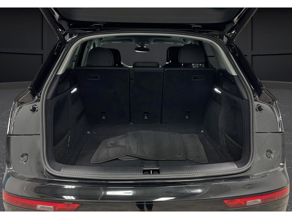 Used 2023 Audi Q5 2.0T Premium w/ Convenience Package image 39