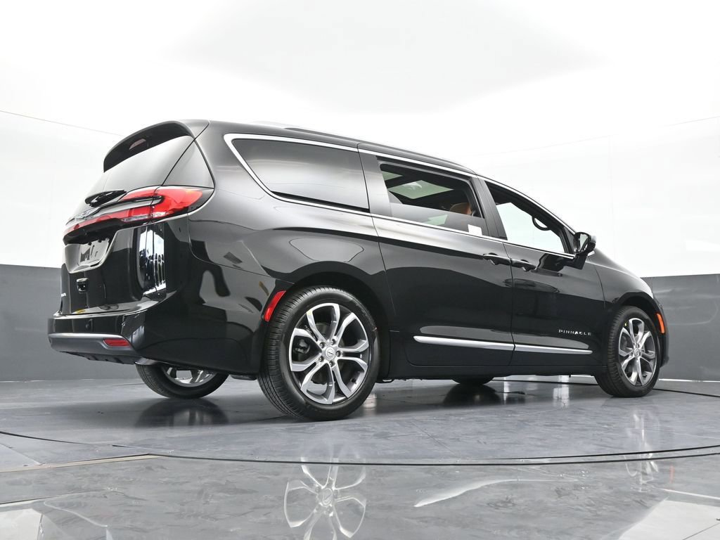 New 2026 Chrysler Pacifica Pinnacle image 70