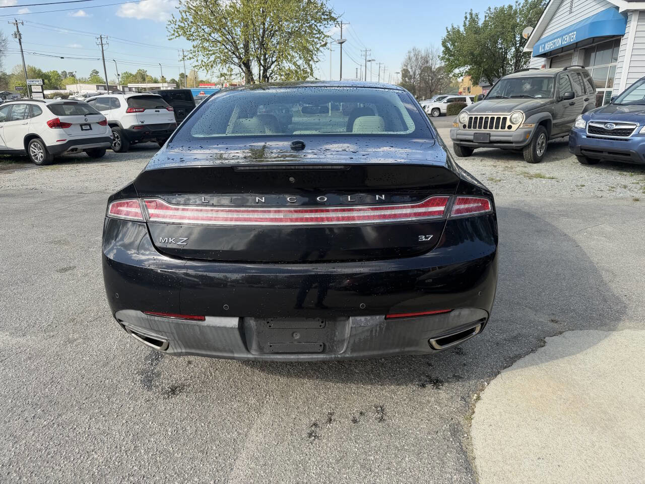 Used 2014 Lincoln MKZ image 5