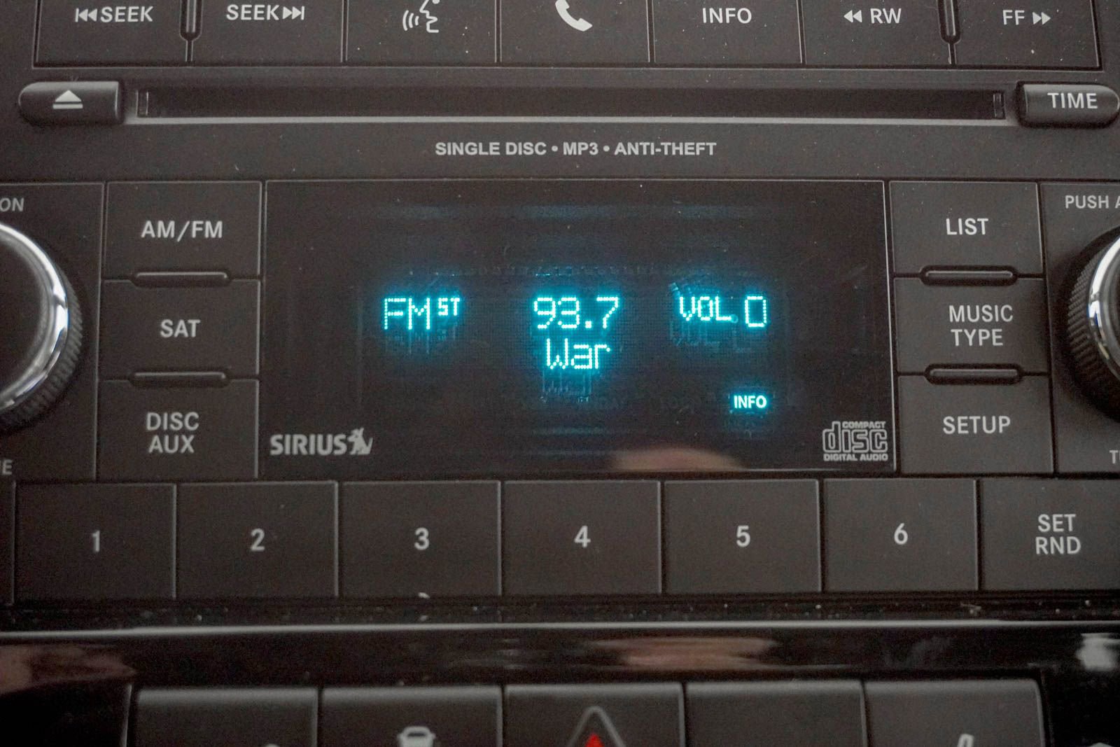 Used 2014 Chrysler 200 Limited w/ 200 S V6 Premium Group image 21