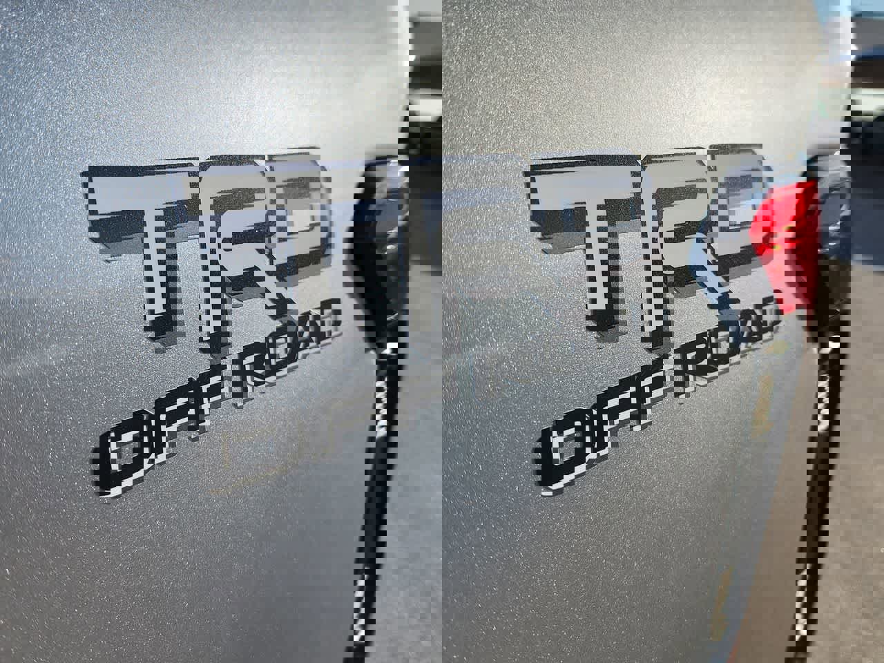 Used 2024 Toyota Tacoma TRD Off-Road image 11