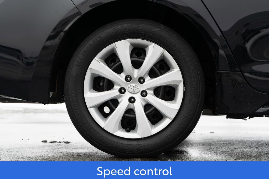 Used 2023 Toyota Corolla LE image 9