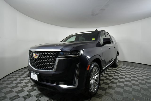 Certified 2022 Cadillac Escalade ESV Premium Luxury w/ Performance Package image 18