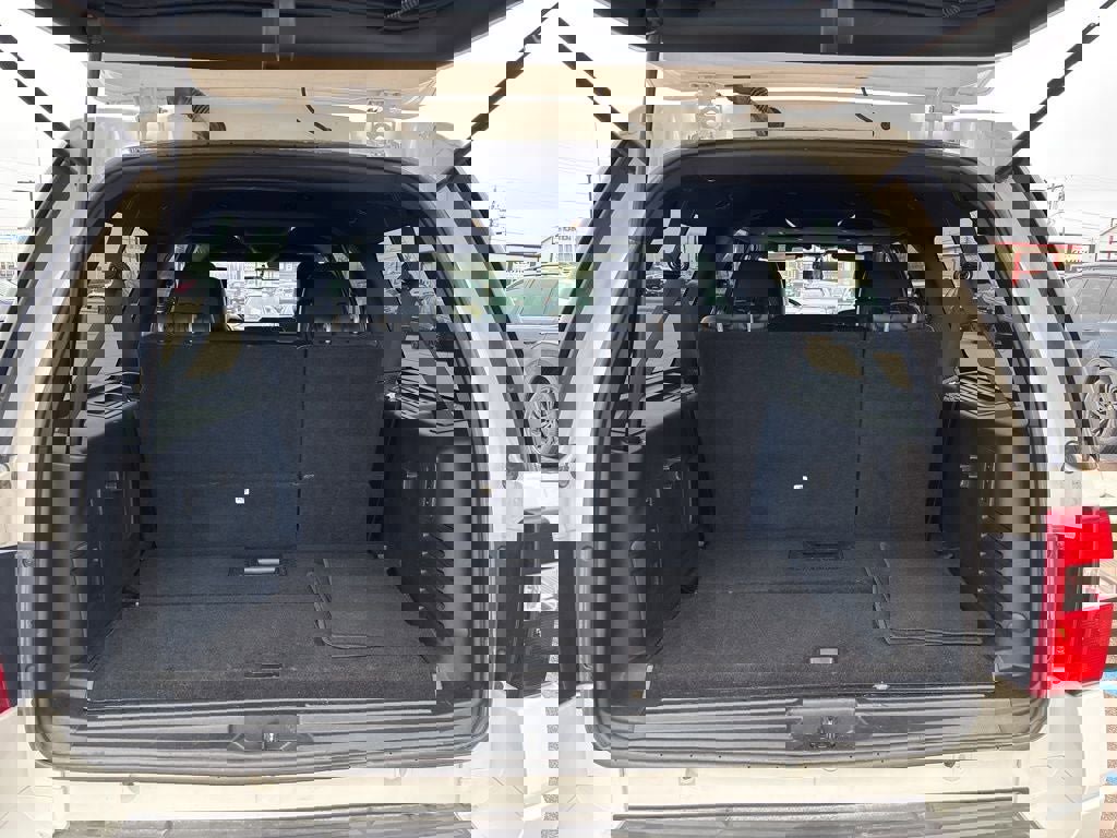 Used 2017 Ford Expedition EL Limited image 32