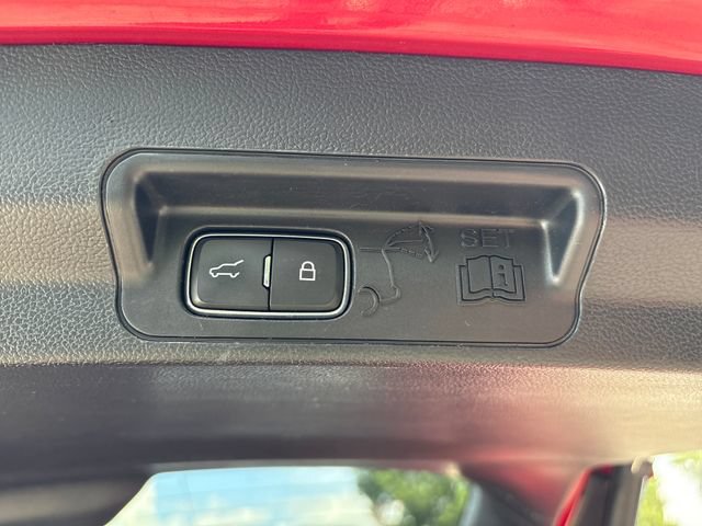Used 2020 Ford Explorer Platinum AWD/4WD image 26