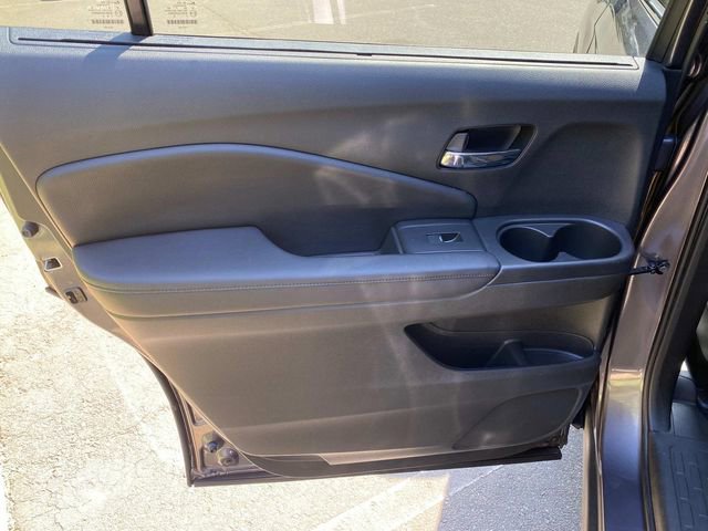 Used 2022 Honda Pilot Special Edition image 11