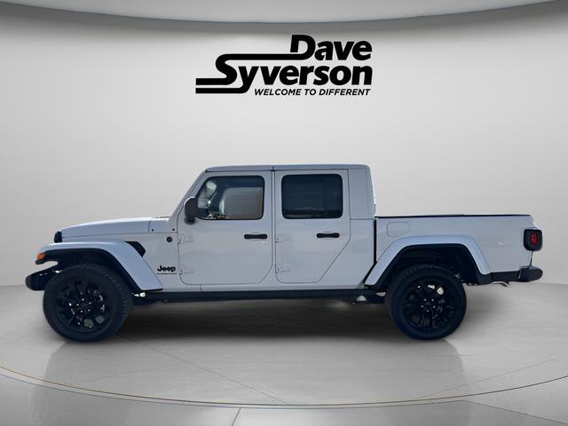 New 2025 Jeep Gladiator Sport image 2