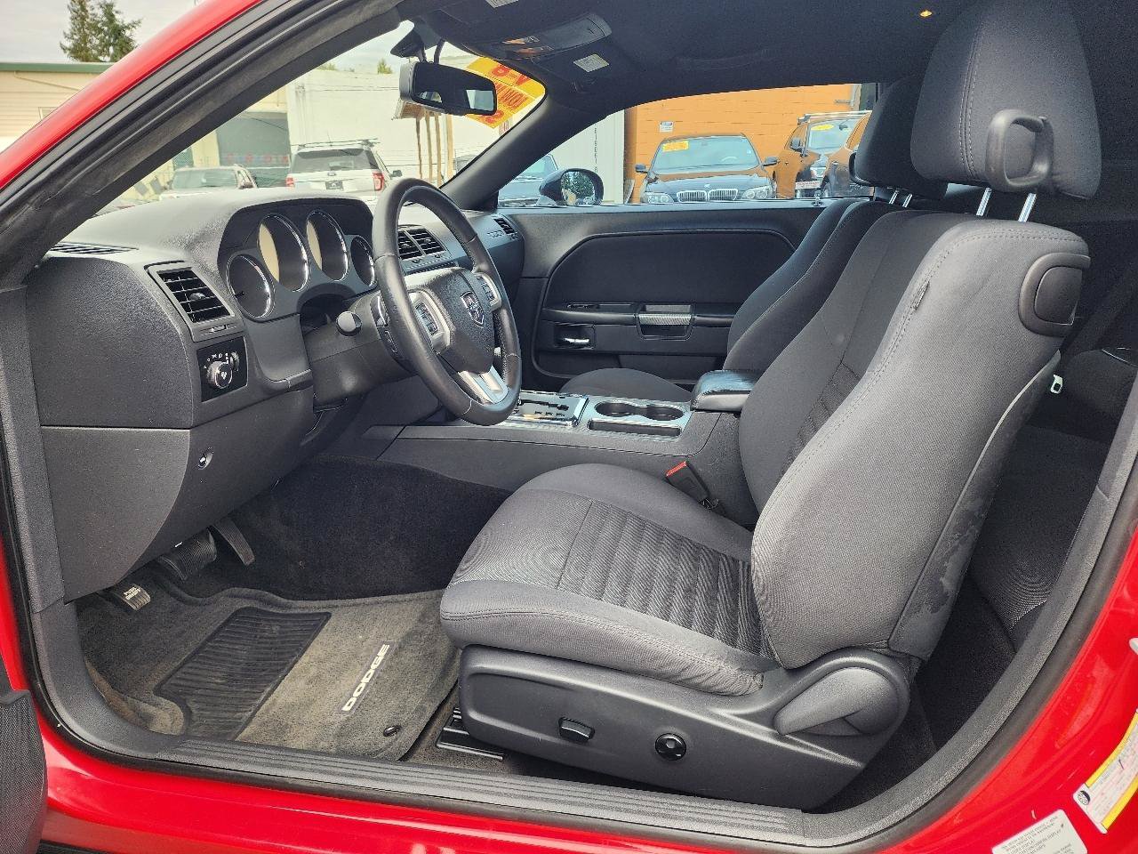 Used 2012 Dodge Challenger R/T RWD image 14