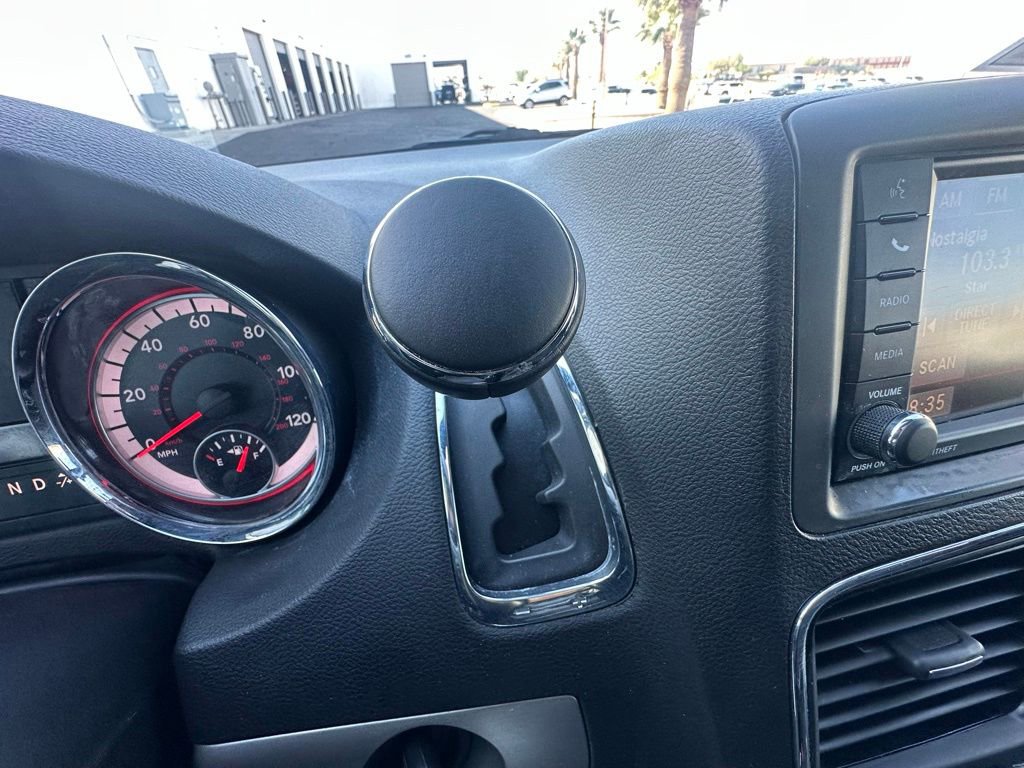 Used 2015 Dodge Grand Caravan SXT w/ Blacktop Package FWD image 25