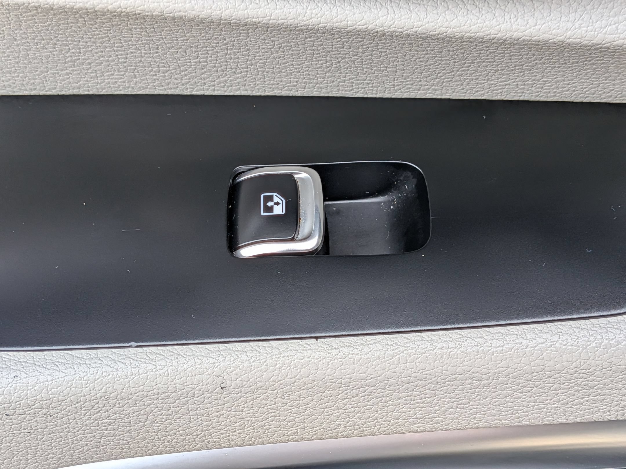 Used 2023 Kia Telluride SX FWD image 29