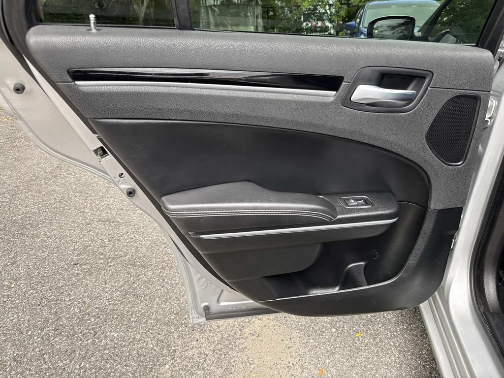 Used 2023 Chrysler 300 S RWD image 12