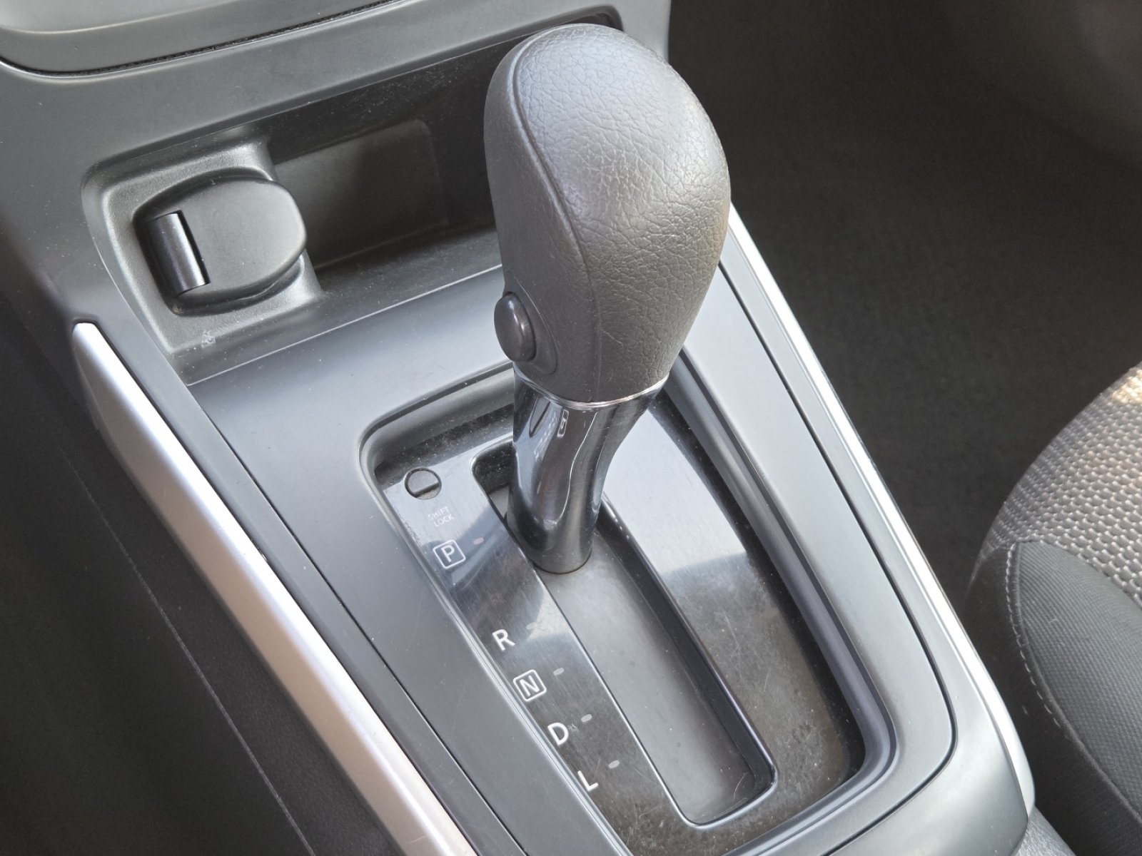 Used 2018 Nissan Sentra S FWD image 28