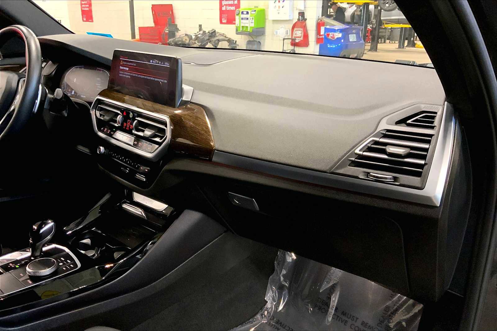 Used 2024 BMW X3 xDrive30i image 18